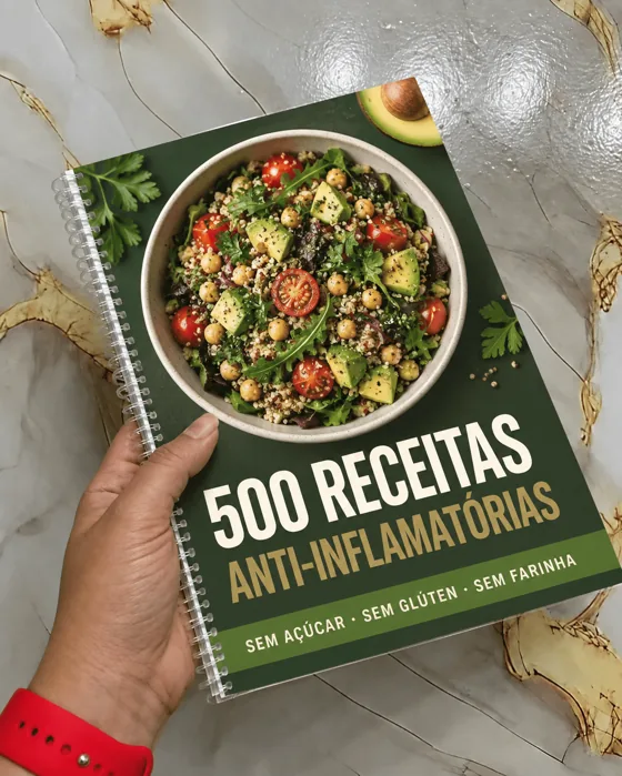 Foto de cliente com o livro 500 Receitas