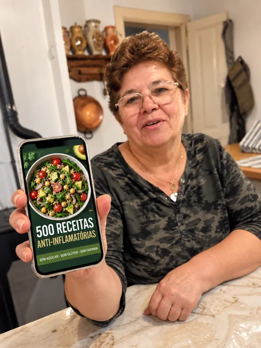 Foto de cliente com o livro 500 Receitas