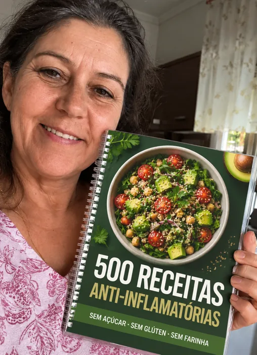 Foto de cliente com o livro 500 Receitas